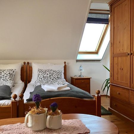 Ferienwohnung Ambitus-Haz Egerszalók Exterior foto
